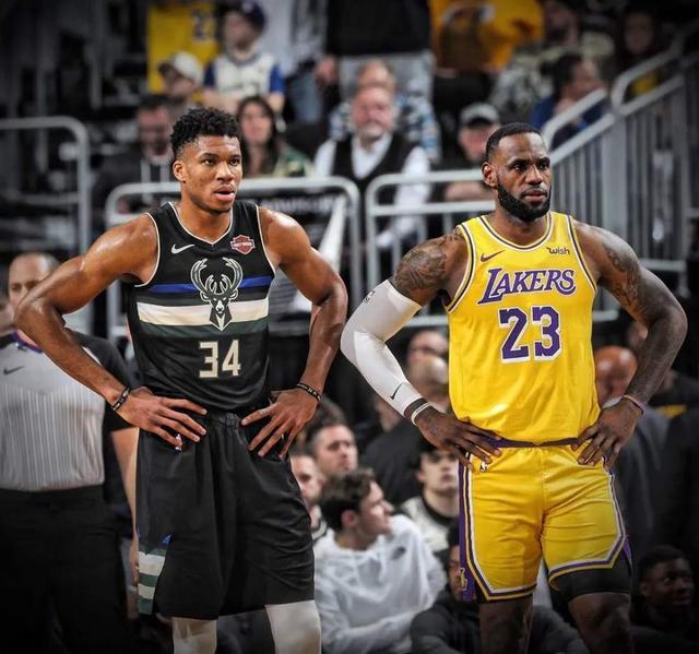 意媒：阿坎吉缺席国米训练，欧冠对阵利物浦出战成疑（据意媒报道，阿坎吉未参加国米训练，欧冠战利物浦出场成疑）