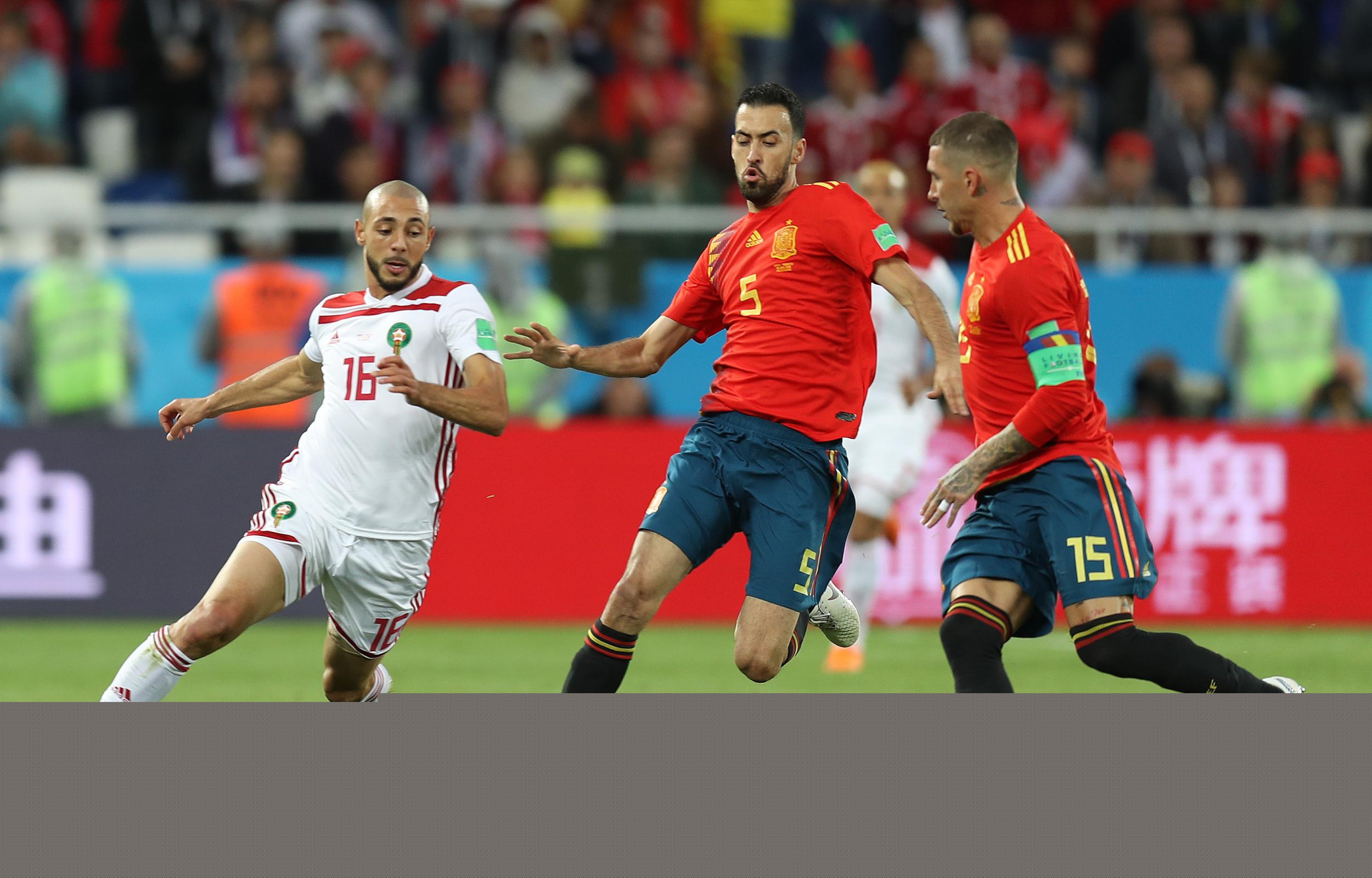 2025中甲最佳阵容：姆本扎、穆谢奎入选，向余望在列（2025中甲最佳阵容公布：姆本扎、穆谢奎上榜，向余望亦在名单中）