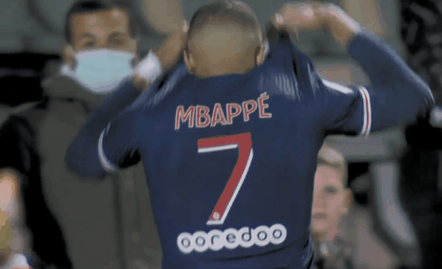 离世球迷姑姑：戴琳明知道潘硕昏迷了，还要求潘硕跟他对账（离世球迷姑姑称：戴琳明知潘硕昏迷仍要求潘硕对账）