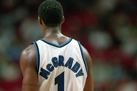 辽宁男篮王哲林关键得分带队胜（王哲林关键时刻发威助辽宁男篮取胜）